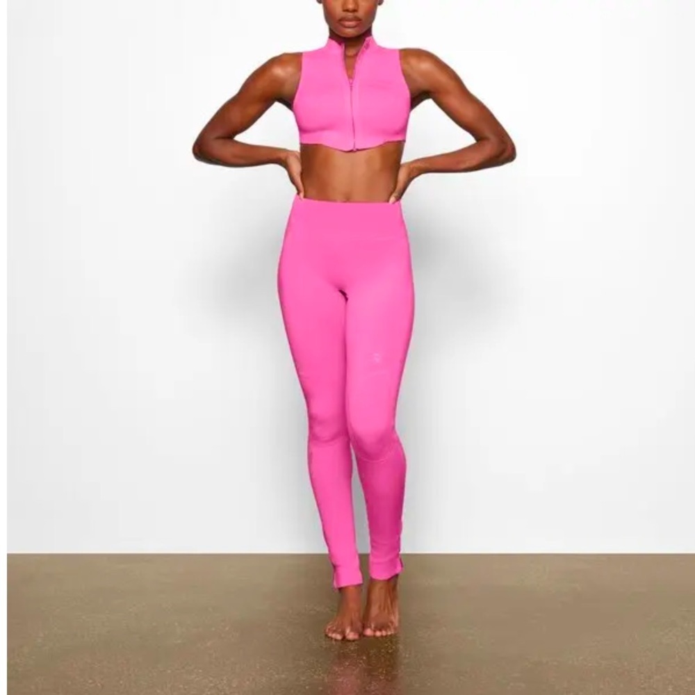 Sw8. Skims sport swim long neoprene pant TAFFY PINK small NWT💖